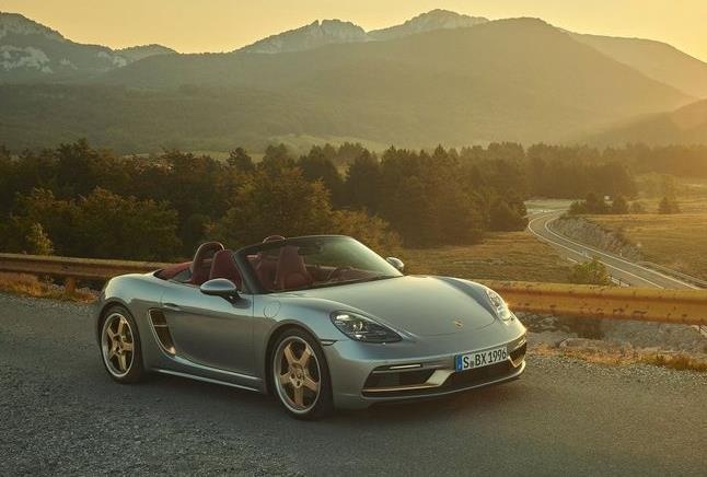 保时捷718 Boxster25周年纪念版上市，国内国外差异