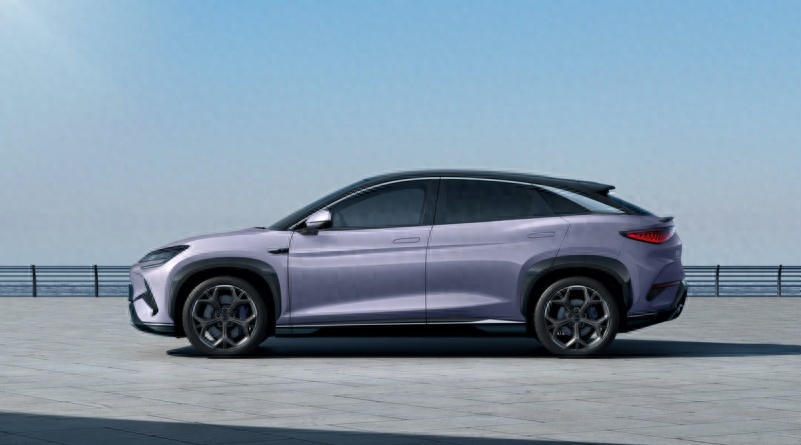 首款中型纯电SUV！比亚迪海狮07 EV亮相，或20万起，根本不愁卖？