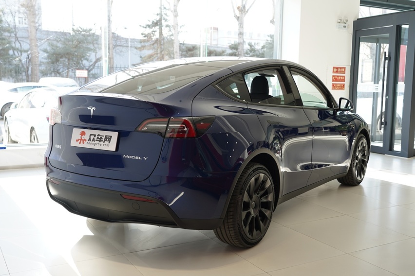 价格之外仍有亮点可说 到店体验国产特斯拉Model Y