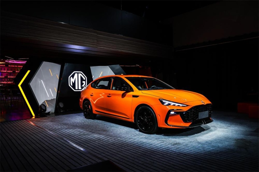 以赛道为本源进化 体验第三代MG6 PRO