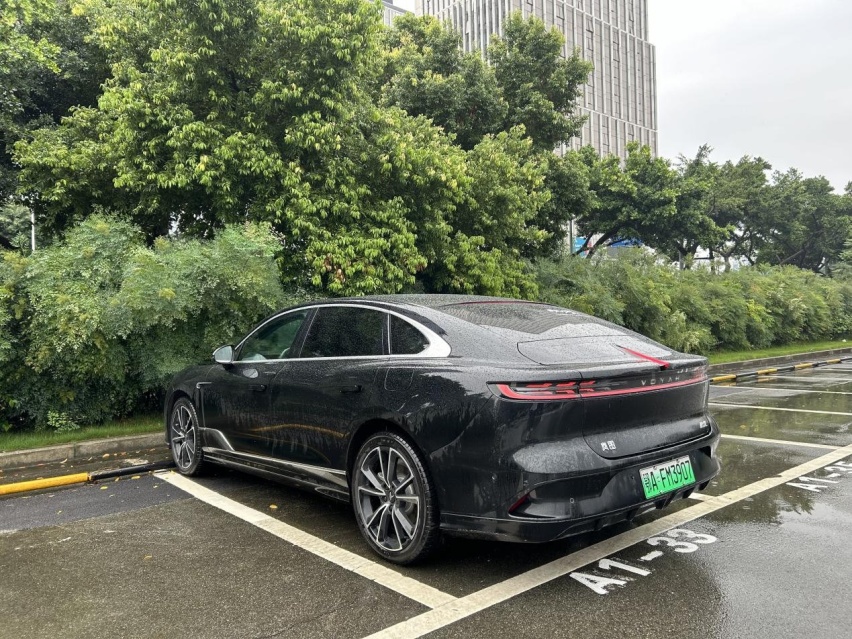 25万级最强混动！选行政座驾岚图追光PHEV