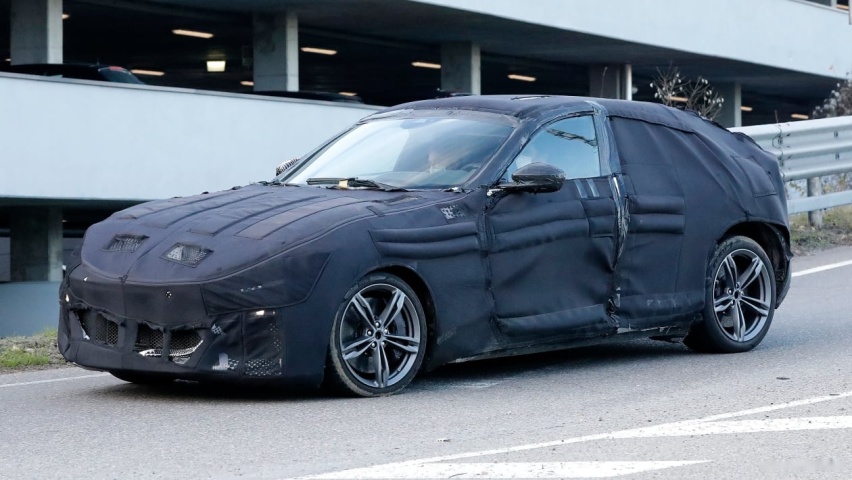 法拉利首款SUV车型Purosangue年内发布！2.9T V6混动，2023年交付