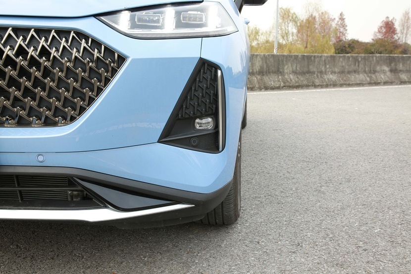 【帮你选车】零百加速7.2秒 油耗还很低 试驾玛奇朵DHT-PHEV