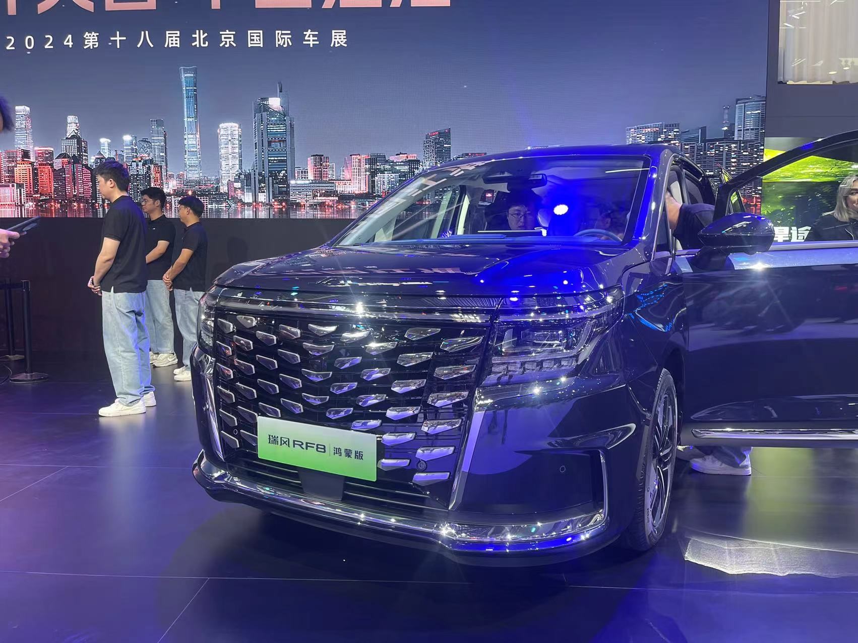 HarmonyOS 4.0ϵyLRF8ɰ