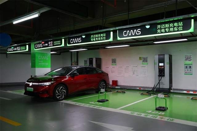 过新年开新车 一汽-大众向一嗨租车交付首批1000台ID.7 VIZZ