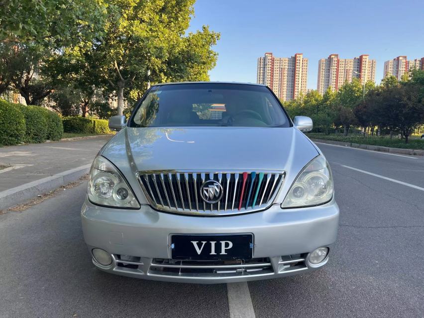 3万多买台二手别克gl8合适吗