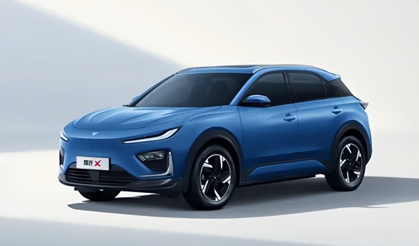家用车纯电SUV，十万预算，银河E5 vs 哪吒X