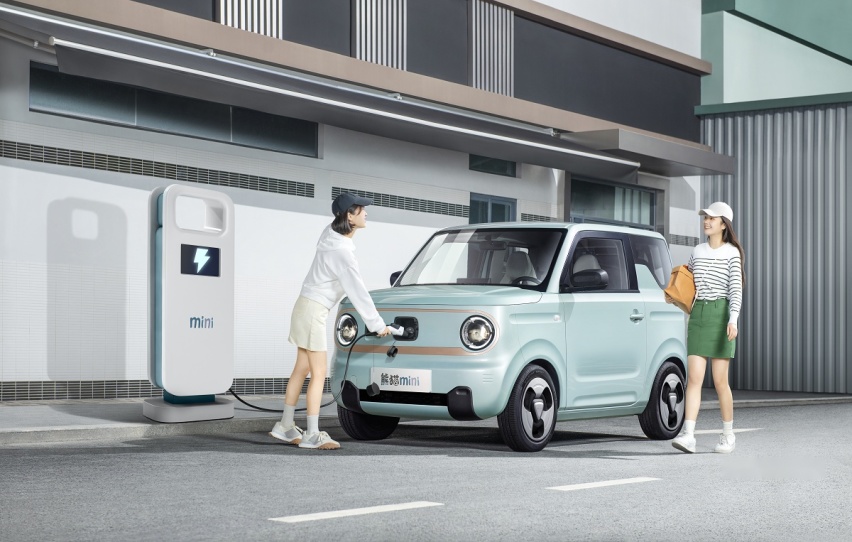 吉利微型电动车熊猫mini正式上市3.99万元起售