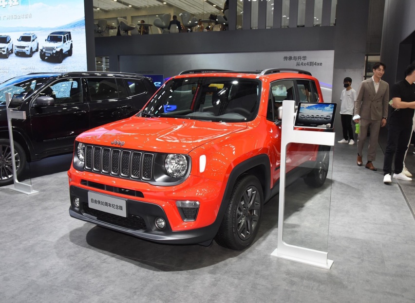 纯电动/更低售价，Jeep研发新车型“小号自由侠”