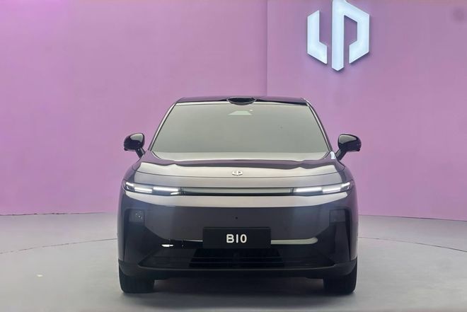 布局全球，零跑出海战略关键车型B10国内亮相