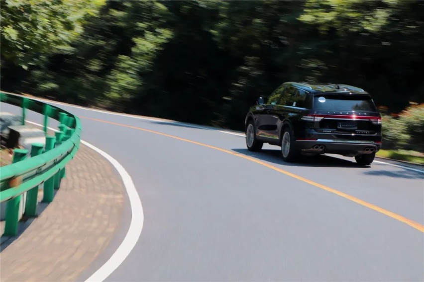60万的美系豪华SUV，离完美还差一点
