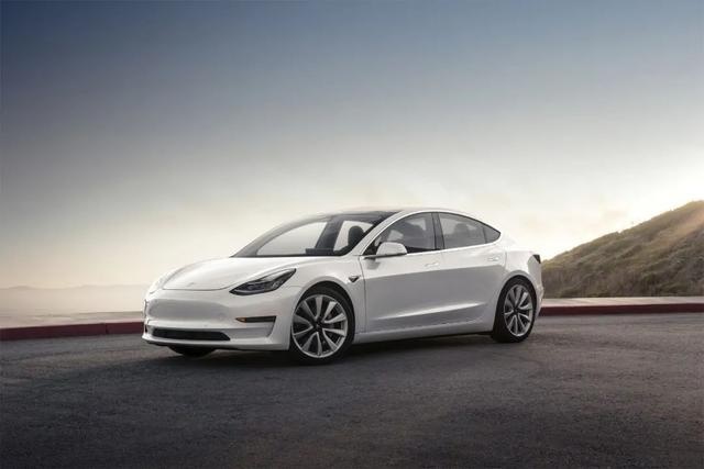 续航668，价格34，Model 3会不客气地抢地主吗？