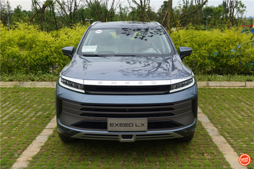 试驾星途 LX：工程师与艺术家造出的「智感美学」