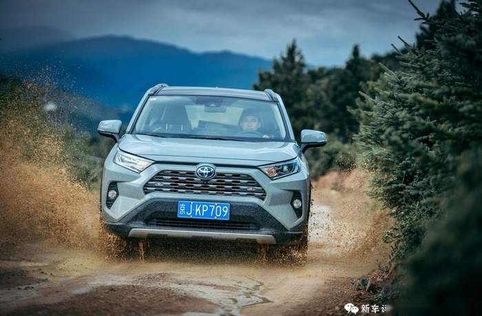 每一辆车都想去滇西，这一次RAV4荣放玩到了极致