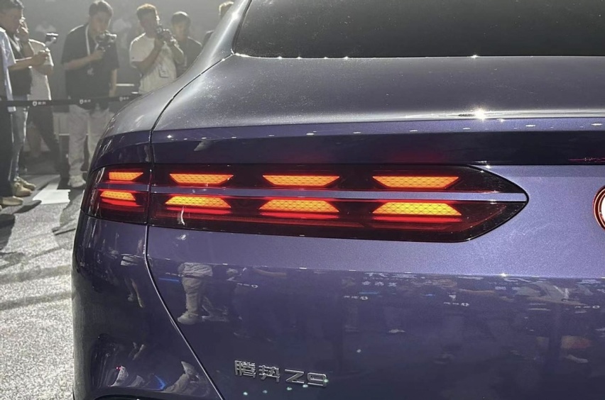 腾势Z9 GT预售33.98万起，先过极氪001这关再说