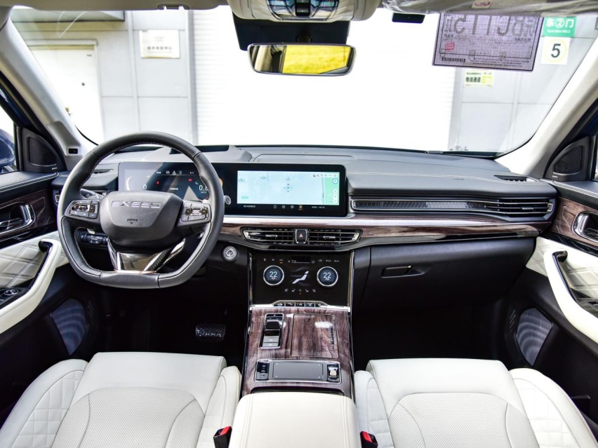 20万元预算瞄准中大型SUV 还能买到合资品牌你敢信？