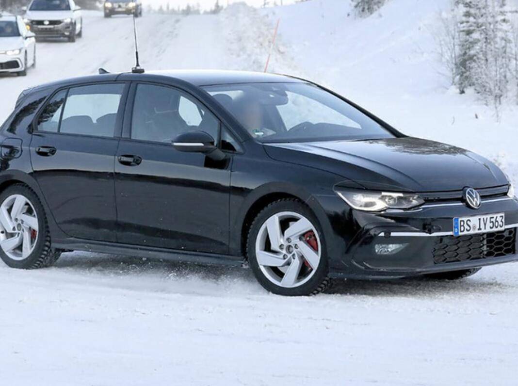 ���¸ߠ���GTI܇���ع� ��2.0T����