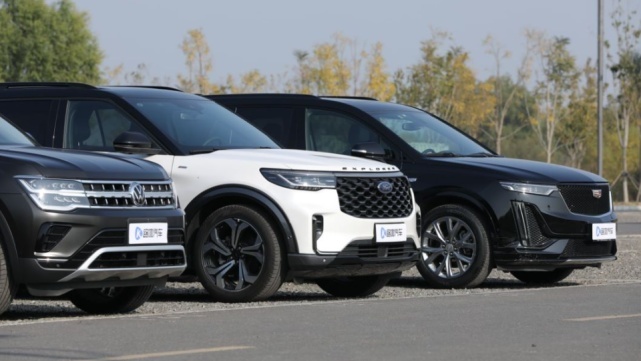 兼顾豪华+性能+智能的中大型SUV，40万内只有探险者能做到？