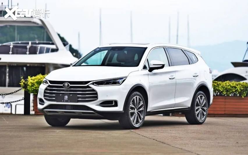 20万就能买到的7座顶配suv比亚迪唐