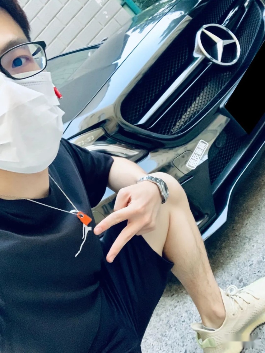 忽悠母亲买了辆奔驰GLA45 AMG，我将它改出了