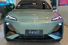 深蓝S07 230 Ultra实测，华为智驾+零重力座椅，但这两个缺点