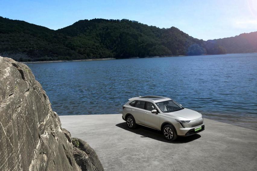 手握17万，插混SUV，选枭龙MAX还是宋PLUS DM-i
