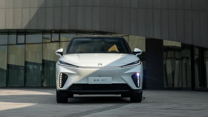 要做20万内最有性价比的SUV？飞凡R7掏出了四张王牌！