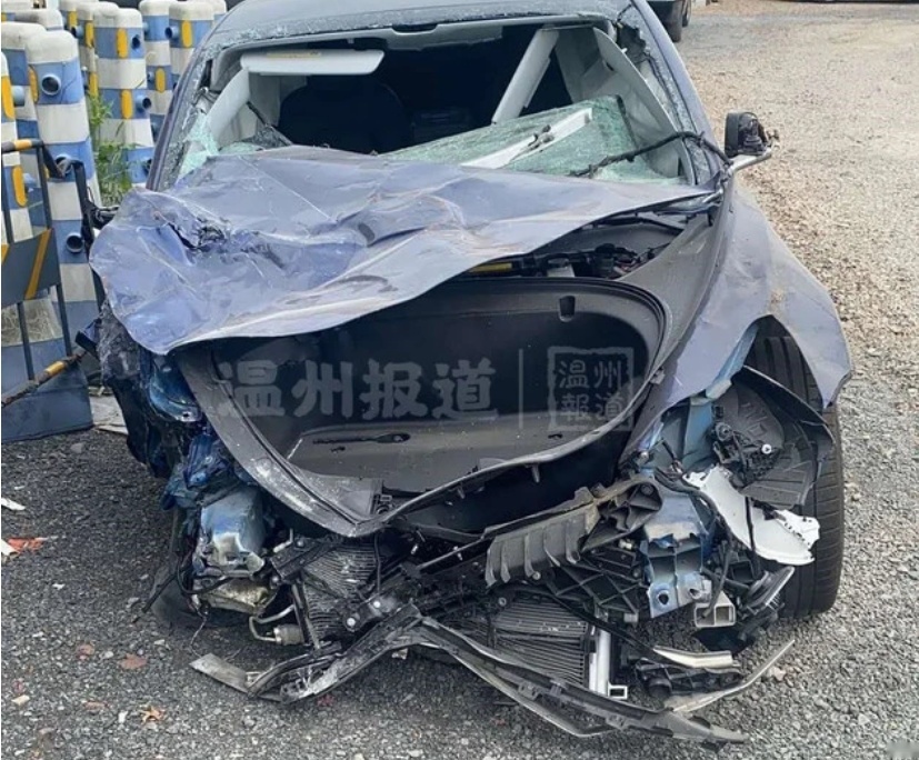 突发！特斯拉Model 3加速失控，车主伤势严重