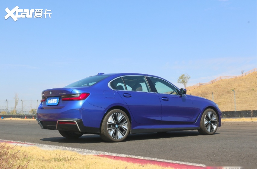 试驾宝马全新i3，搭载励磁电机，百公里加速6.2秒，值得买吗？