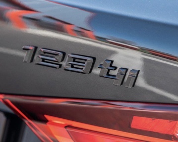 扮相更凶悍313匹前驱钢炮，Dahler推宝马128tii