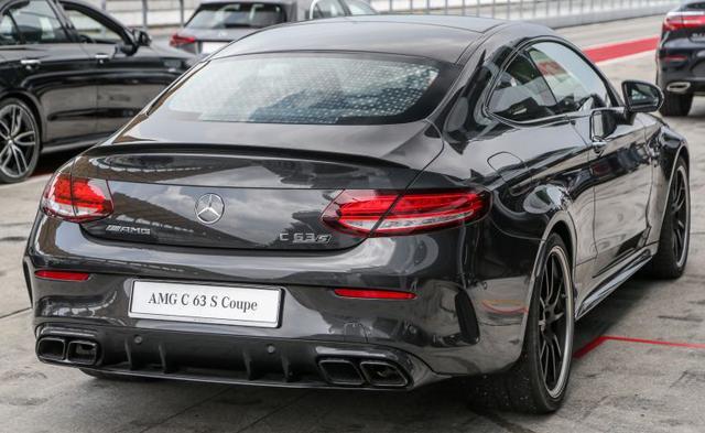 梅赛德斯AMG C63S Coupe海外实车