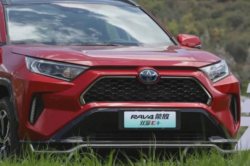 插混版RAV4荣放来了，24.88万起，纯电续航95公里！