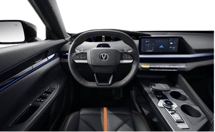 第三代CS75PLUS冠军版领衔，长安汽车春季焕新潮酷来袭