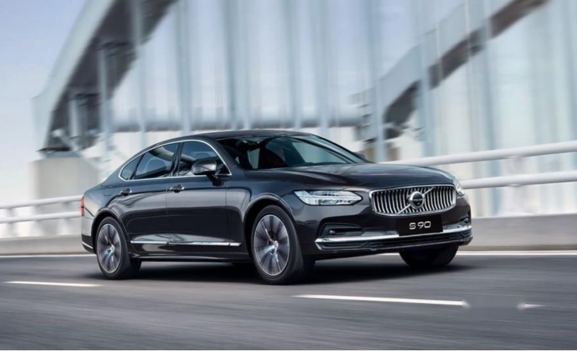 哈弗将推出入门级SUV;丰田全新皇冠专利图曝光