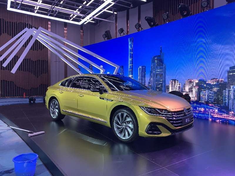 新增猎装版车型，预售价27万起，新款大众CC正式开启预售