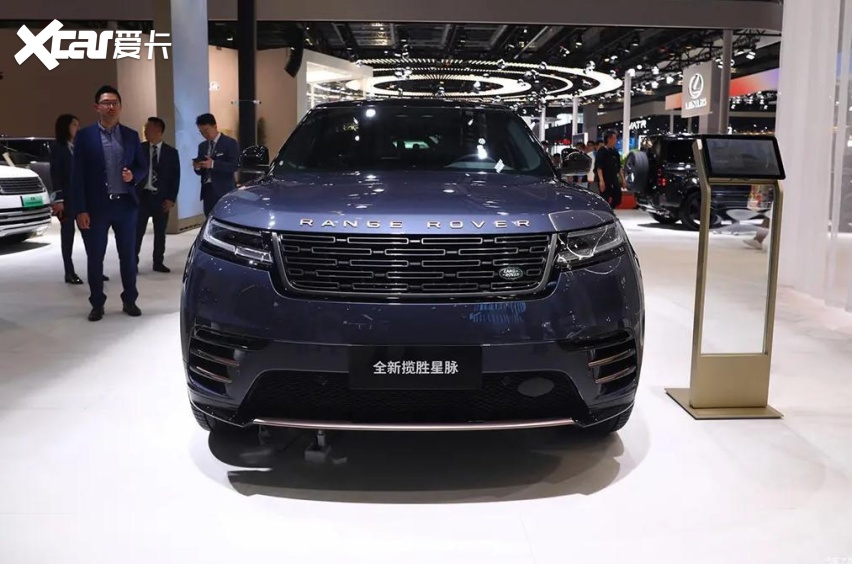 56.8万起售,新款路虎揽胜星脉现身车展,3.0t车型动力升级