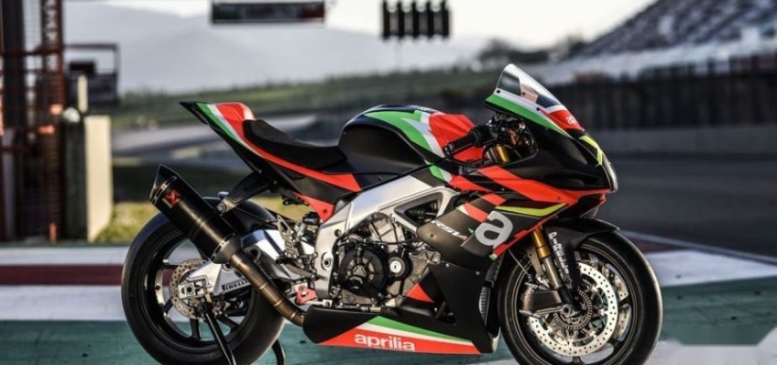 Aprilia限量版RSV4 X 仅发售10台售价4万欧元