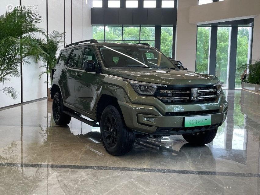 赛博机能越野风 坦克400 Hi4-T你期待吗？