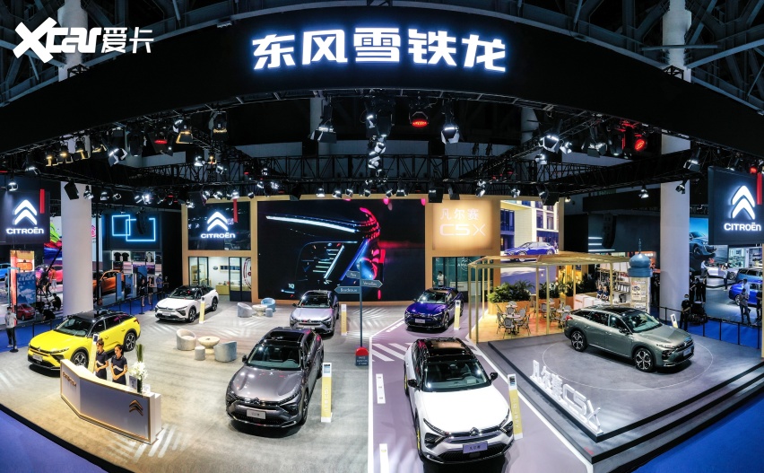 东风雪铁龙成都车展展台上演“满城尽是凡尔赛”