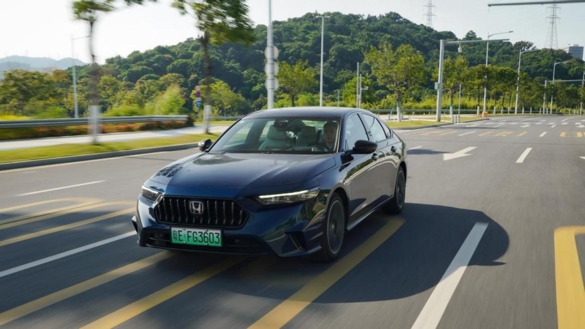 汉DM-i和英仕派e:PHEV，谁才是20万元中型插混轿车之王？