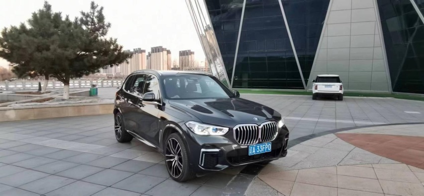 它才是梦想中的小目标，试驾BMW X5 40Li！