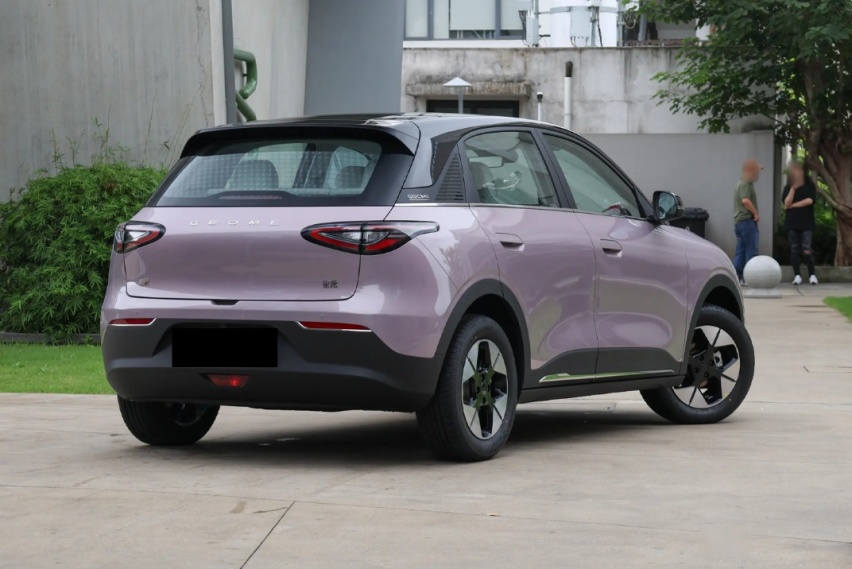 10月即将上市的4款新车:两款纯电方盒子,吉利、长安都有新作