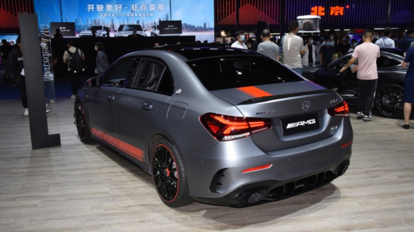 全新奥迪RS 3对AMG A 35 L:贵有贵的道理