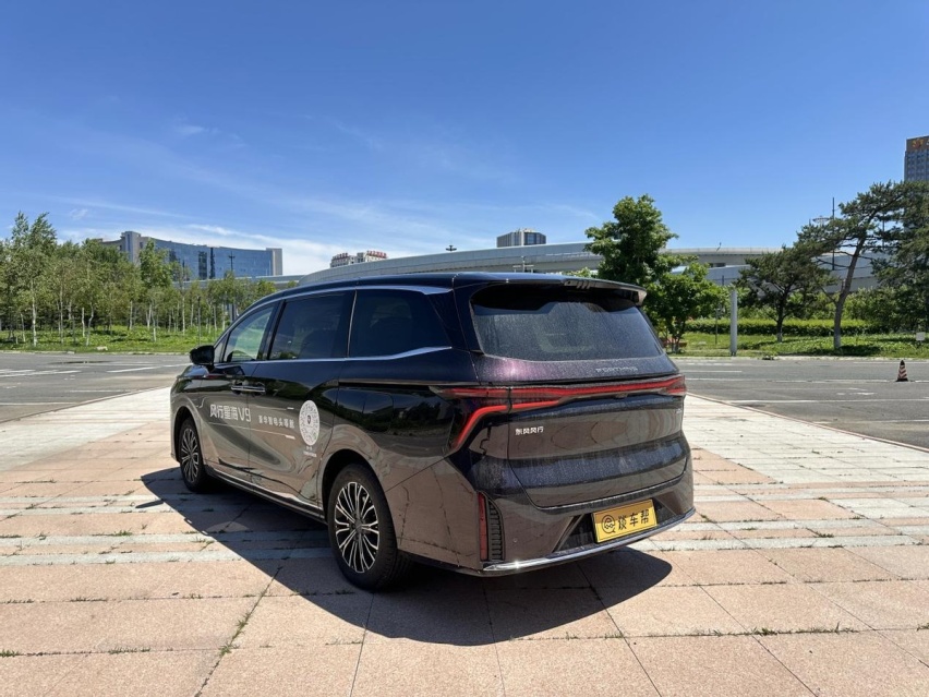 探店|星海V9 20万级全能型插混MPV