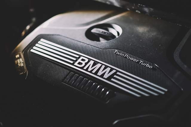 双倍个性，试驾新款BMW X2耀夜版