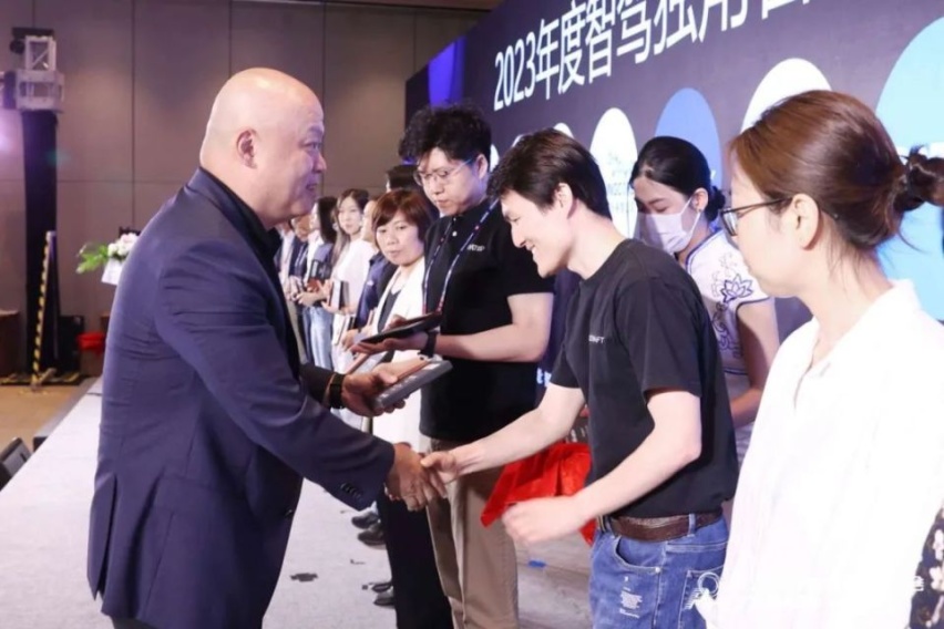 这十二家公司获评2023年度智驾独角兽，他们有何独特之处？