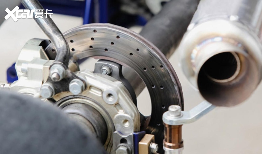 蔚来新专利，取消刹车系统，整合在电机里，能杀得住吗？