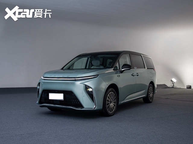 腾势D9 DM-i的正面对手,车长近5米3,搭载1.5T插混,上汽出品