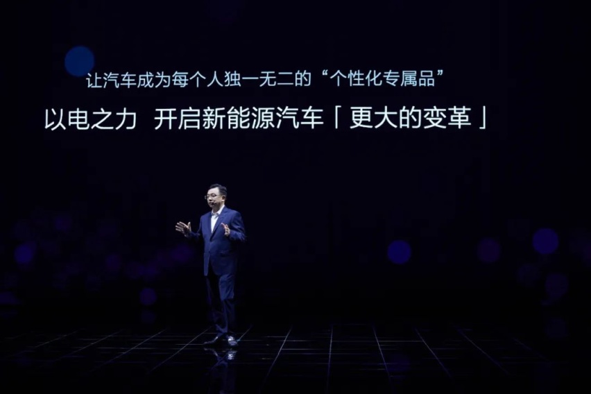 方程豹品牌核心专属技术DMO超级混动越野平台携“583”硬派家族正式官