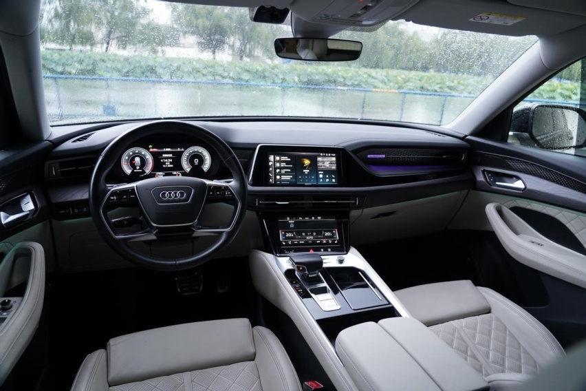 豪华旗舰SUV，奥迪Q6和宝马X5，谁能做到“面面俱到”？